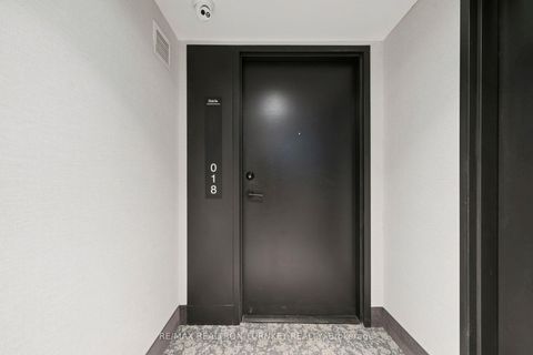 Photo 31 at 018 - 185 Deerfield Road, Central Newmarket, Newmarket