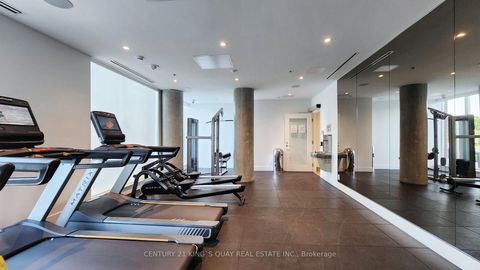 Photo 5 at 635 - 3100 Keele Street, CFB, Toronto