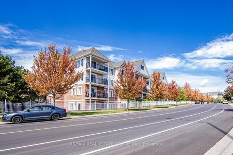 Photo 5 at 207 - 106 Aspen Springs Drive, Bowmanville, Clarington