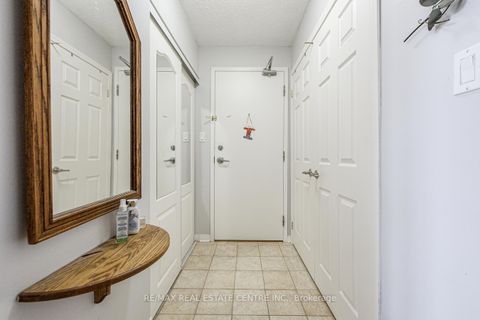 Photo 7 at 207 - 106 Aspen Springs Drive, Bowmanville, Clarington