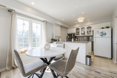 Photo 13 at 207 - 106 Aspen Springs Drive, Bowmanville, Clarington