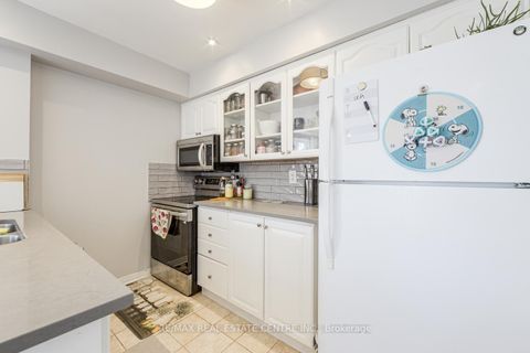 Photo 15 at 207 - 106 Aspen Springs Drive, Bowmanville, Clarington