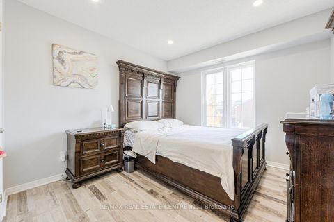 Photo 18 at 207 - 106 Aspen Springs Drive, Bowmanville, Clarington