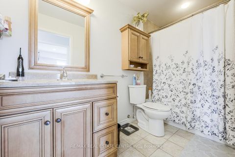 Photo 24 at 207 - 106 Aspen Springs Drive, Bowmanville, Clarington
