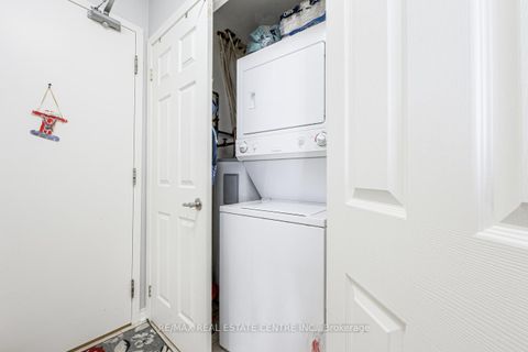 Photo 25 at 207 - 106 Aspen Springs Drive, Bowmanville, Clarington