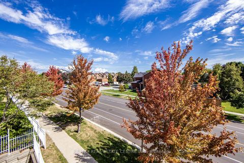 Photo 28 at 207 - 106 Aspen Springs Drive, Bowmanville, Clarington