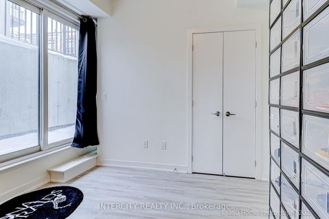 Photo 21 at 1504 - 11 David Eyer Road, Rural Richmond Hill, Richmond Hill