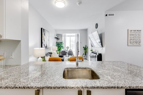 Photo 10 at 202 - 3655 Kingston Road, Scarborough Village, Toronto