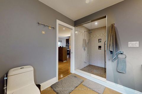 Photo 16 at 239 Pineway Blvd Boulevard, Steeles, Toronto