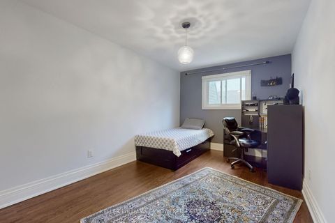 Photo 18 at 239 Pineway Blvd Boulevard, Steeles, Toronto