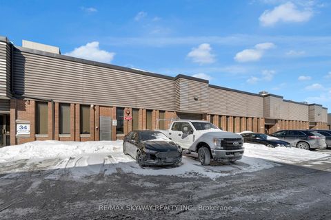 Photo 7 at 32 Guided Court, Clairville, Toronto