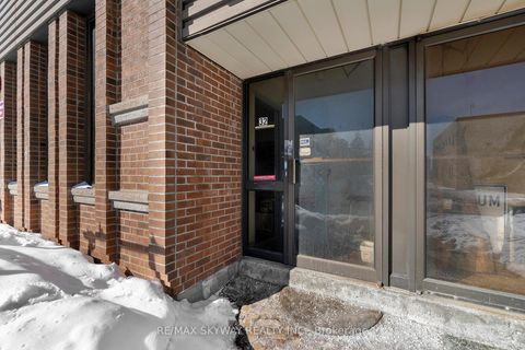 Photo 9 at 32 Guided Court, Clairville, Toronto