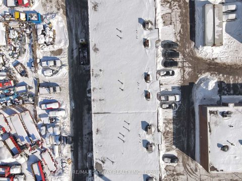 Photo 28 at 32 Guided Court, Clairville, Toronto