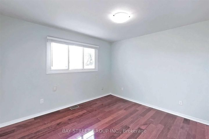 Photo 16 at 189 Martindale Avenue, CP College Park, Oakville