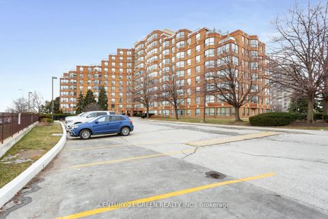 Photo 4 at 1004 - 6 Humberline Drive, Clairville, Toronto