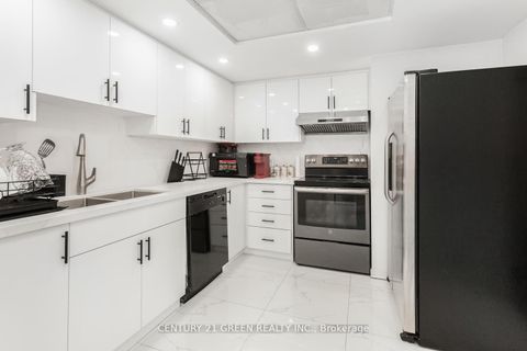 Photo 24 at 1004 - 6 Humberline Drive, Clairville, Toronto