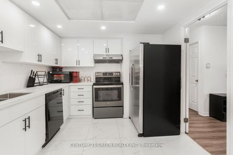 Photo 27 at 1004 - 6 Humberline Drive, Clairville, Toronto