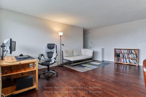 Photo 9 at 303 - 55 Neptune Drive, Lawrence, Toronto