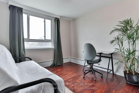 Photo 20 at 303 - 55 Neptune Drive, Lawrence, Toronto
