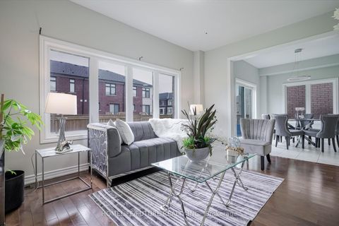 Photo 13 at 1297 Apollo Street, Eastdale, Oshawa