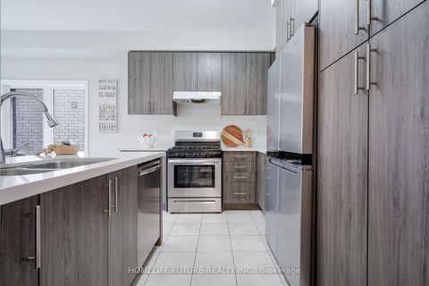 Photo 18 at 1297 Apollo Street, Eastdale, Oshawa