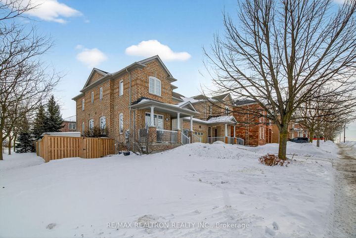Photo 33 at 130 Aspenwood Drive, Woodland Hill, Newmarket