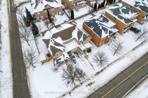 Photo 35 at 130 Aspenwood Drive, Woodland Hill, Newmarket