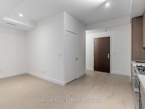 Photo 2 at 505 - 160 Kingsway Crescent, Kingsway South, Toronto