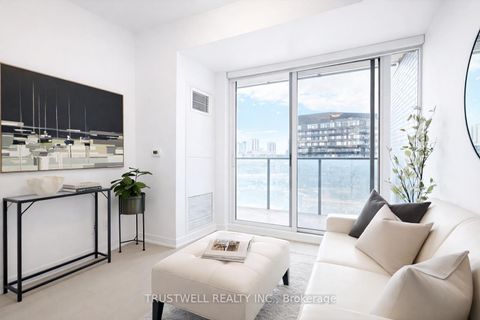 Photo 1 at S715 - 120 Bayview Avenue, Waterfront Communities C8, Toronto