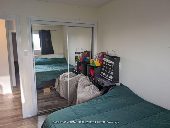 Photo 11 at 46 - 46 Foster Crescent, Brampton North, Brampton