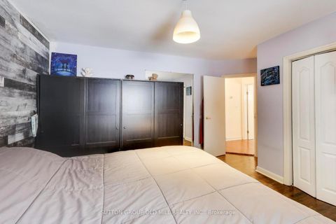 Photo 11 at 33 Mystic Avenue, Oakridge, Toronto