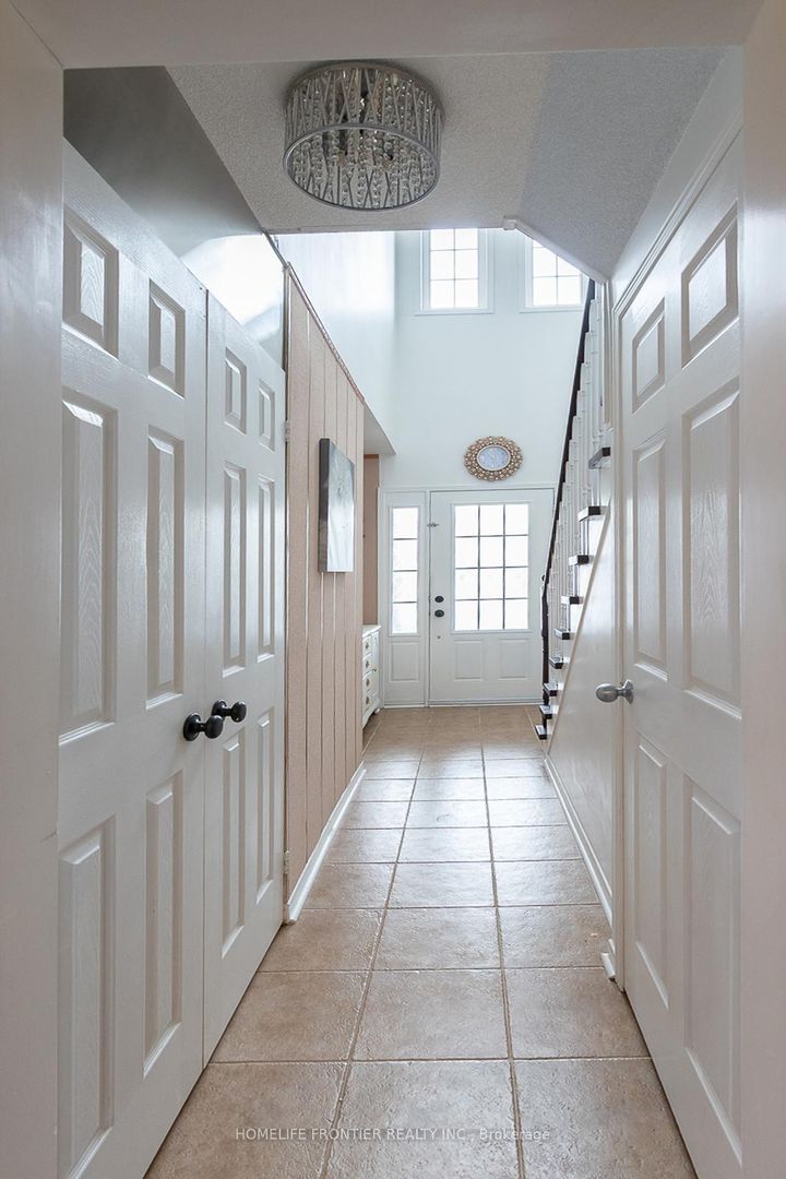 Photo 25 at 65 West Park Avenue, Bradford, Bradford West Gwillimbury