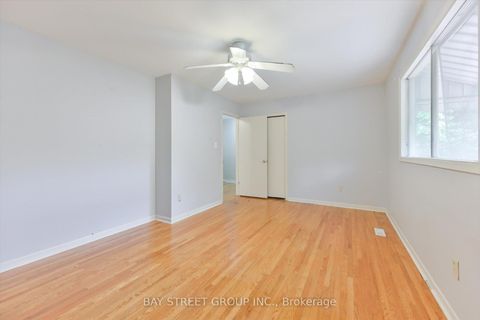 Photo 29 at 33 Kilchurn Castle Drive, Sullivan, Toronto