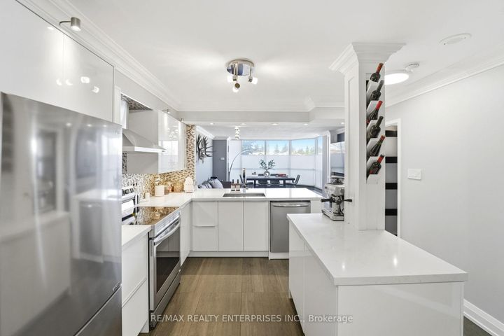 Photo 1 at 208 - 1500 Grazia Court, Rathwood, Mississauga