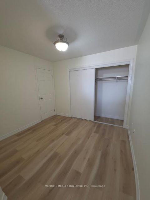 Photo 5 at 12 kawneer Terrace, Dorset Park, Toronto