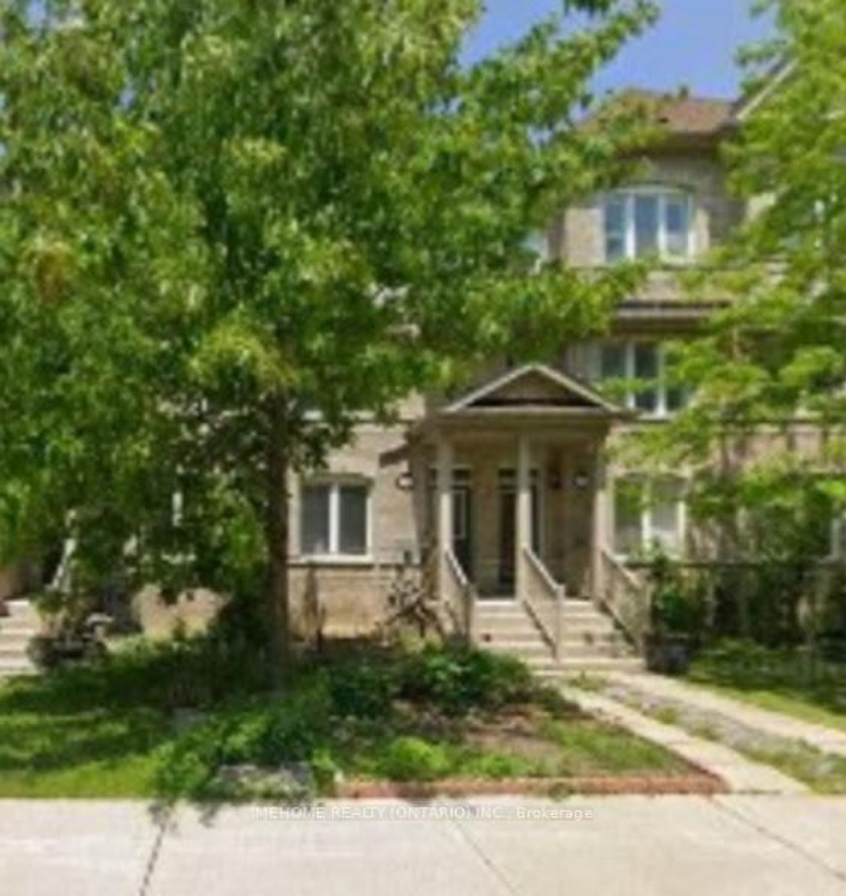 12 kawneer Terrace, Dorset Park, Toronto 