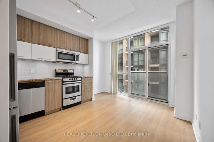 Photo 7 at 302 - 56 Annie Craig Drive, Mimico, Toronto