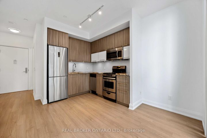 Photo 8 at 302 - 56 Annie Craig Drive, Mimico, Toronto