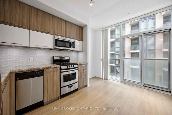 Photo 13 at 302 - 56 Annie Craig Drive, Mimico, Toronto