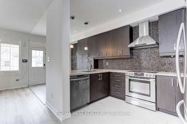 Photo 6 at 11 Dancer's Drive, Angus Glen, Markham