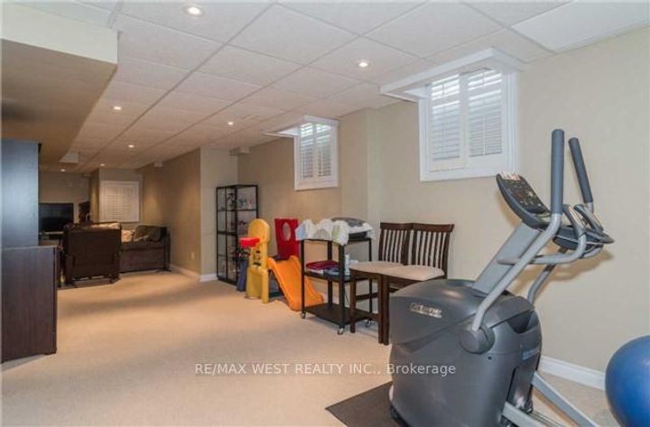 Photo 16 at 11 Dancer's Drive, Angus Glen, Markham