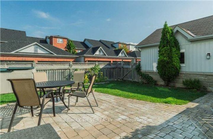 Photo 17 at 11 Dancer's Drive, Angus Glen, Markham