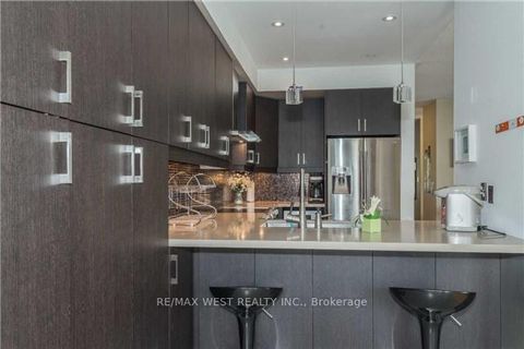 Photo 8 at 11 Dancer's Drive, Angus Glen, Markham