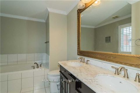 Photo 9 at 11 Dancer's Drive, Angus Glen, Markham