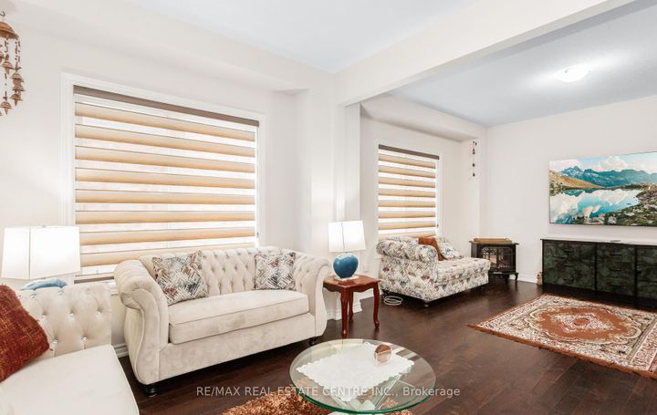 Photo 7 at 49 Bucksaw Street, Northwest Brampton, Brampton