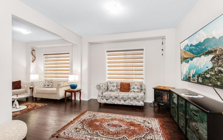 Photo 10 at 49 Bucksaw Street, Northwest Brampton, Brampton