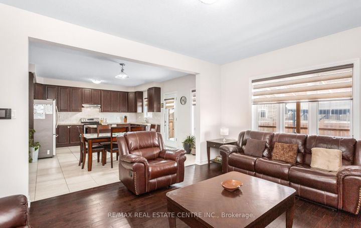 Photo 13 at 49 Bucksaw Street, Northwest Brampton, Brampton