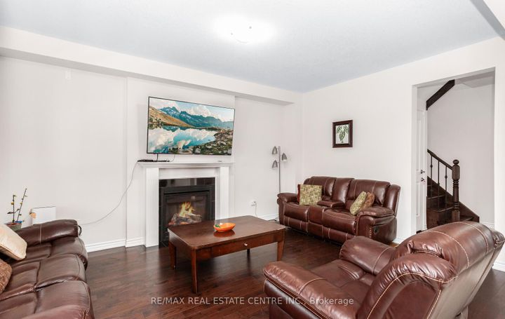 Photo 15 at 49 Bucksaw Street, Northwest Brampton, Brampton