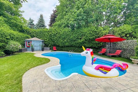 Photo 34 at 363 Crossland Gate, Glenway Estates, Newmarket