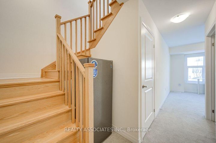 Photo 22 at 20 Kahshe Lane, Rural Richmond Hill, Richmond Hill